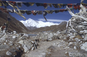 Gokyo 08  lake lodges prayer flagsP 0300