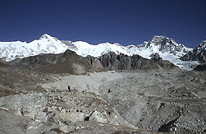 Gokyo 25  trekking to Fifth lakeP 0300