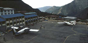 Photo Everst trek Lukhla airport Flughafen