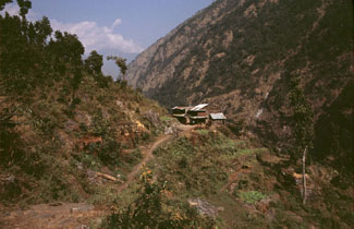 Trekking round Manaslu 2005 AdR 027 P 0325 Trekking round Manaslu 2005 AdR 027 P 0325