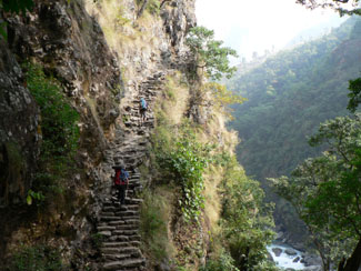 Trekking round manaslu 05 02 HPS01 P 0325