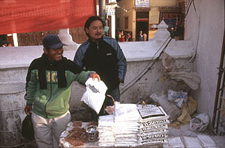 Kathmandu Bodnath 16 kalkstand  P 0350