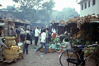 Günter Glöckler 1977 N25 Kathmandu Gemüsemarkt s340 Günter Glöckler 1977 N25 Kathmandu Gemüsemarkt s340