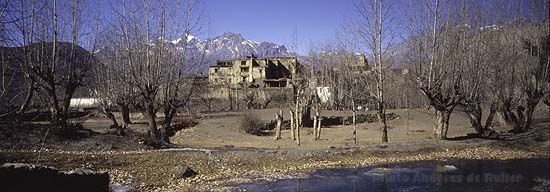 Photo Jahrkot Annapurna circuit  Nepal